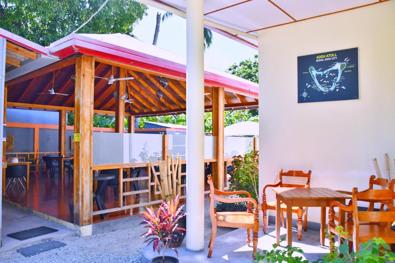 Charming Holiday Lodge- Addu Atoll Meedhoo, Maldives Extérieur photo