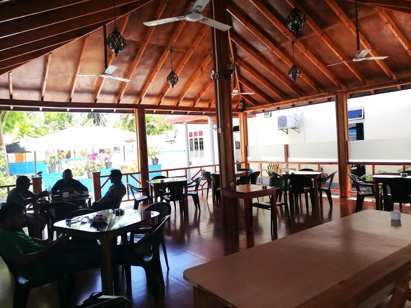 Charming Holiday Lodge- Addu Atoll Meedhoo, Maldives Extérieur photo