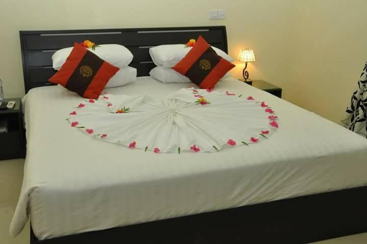 Charming Holiday Lodge- Addu Atoll Meedhoo, Maldives Extérieur photo