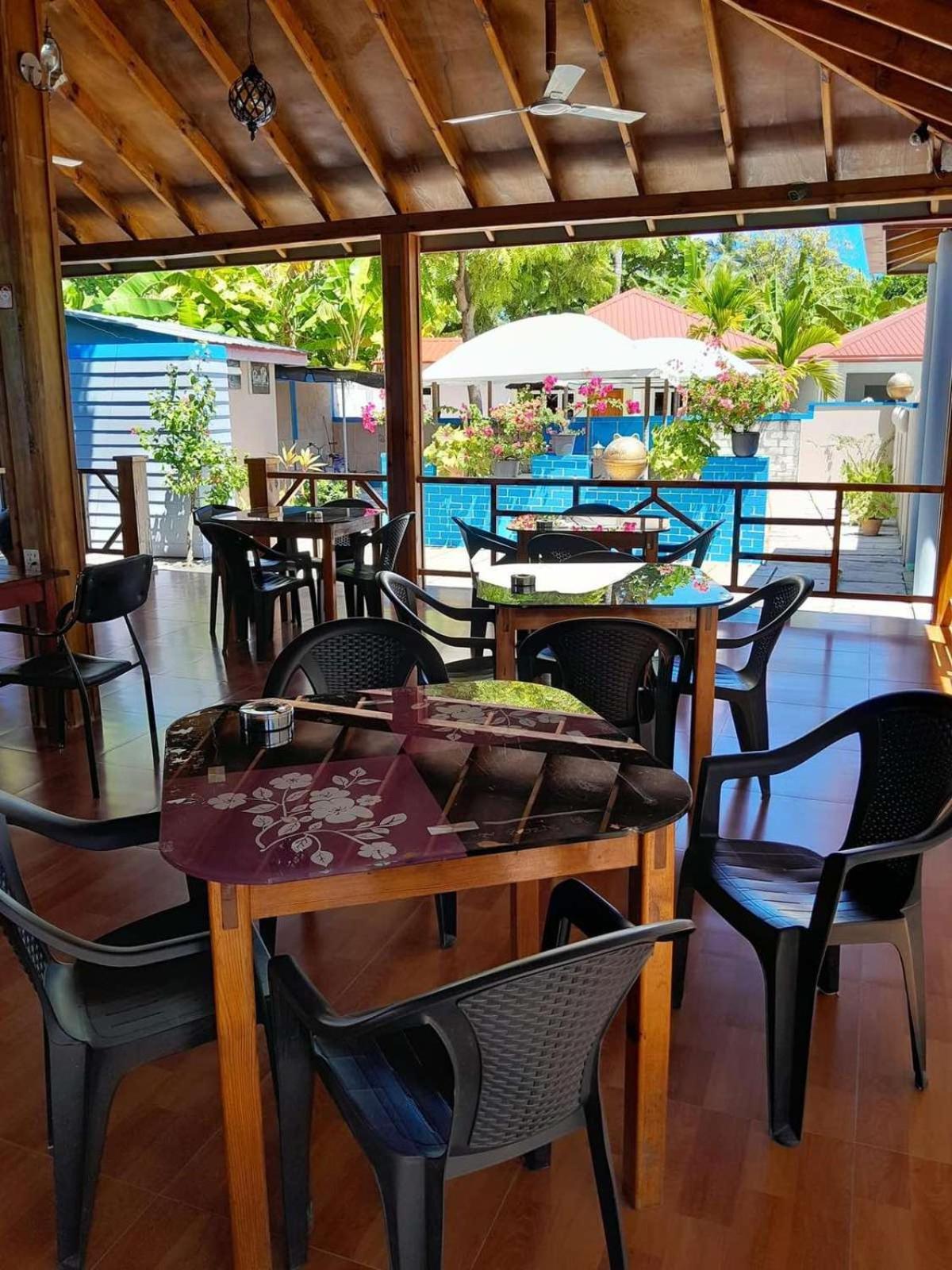 Charming Holiday Lodge- Addu Atoll Meedhoo, Maldives Extérieur photo