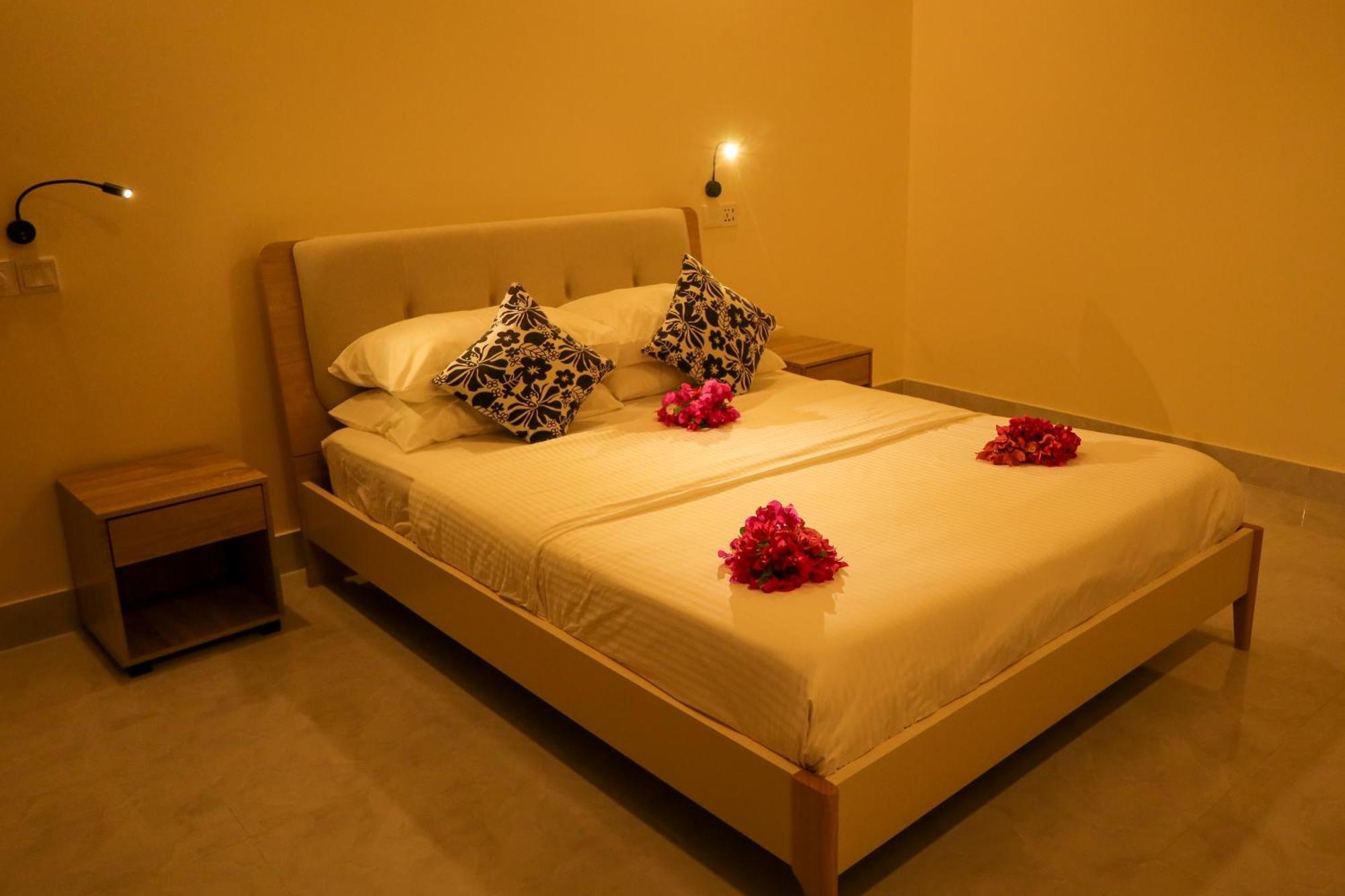 Charming Holiday Lodge- Addu Atoll Meedhoo, Maldives Extérieur photo