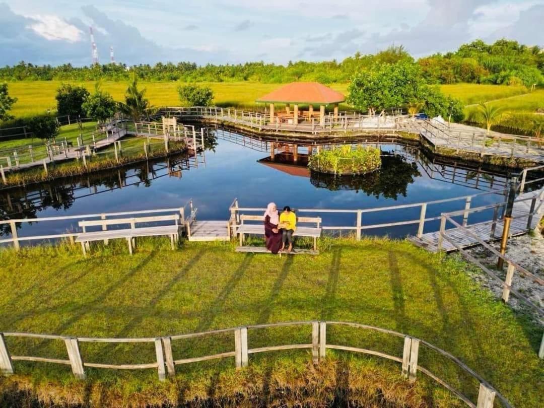 Charming Holiday Lodge- Addu Atoll Meedhoo, Maldives Extérieur photo