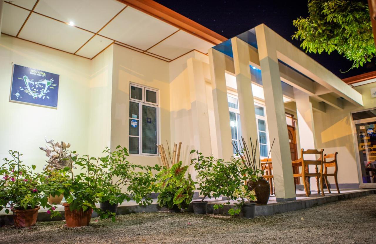 Charming Holiday Lodge- Addu Atoll Meedhoo, Maldives Extérieur photo